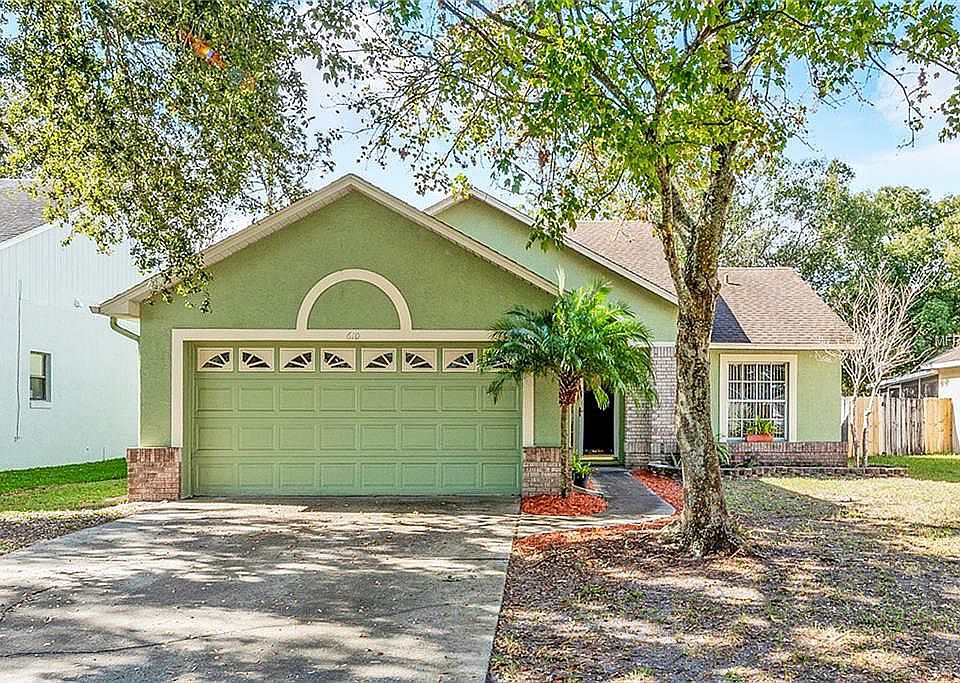 1st image of 610 Valencia Place Cir