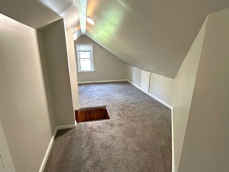 11493 Maxwell Ave — Photo 9