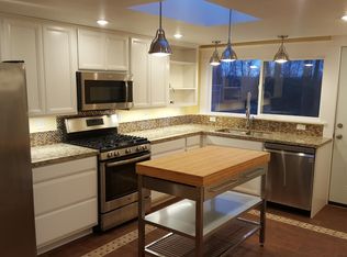 4615 NE Crystal Ln, Portland, OR 97218