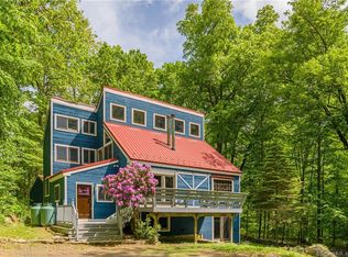 25 Windaway Rd, Bethel, CT 06801