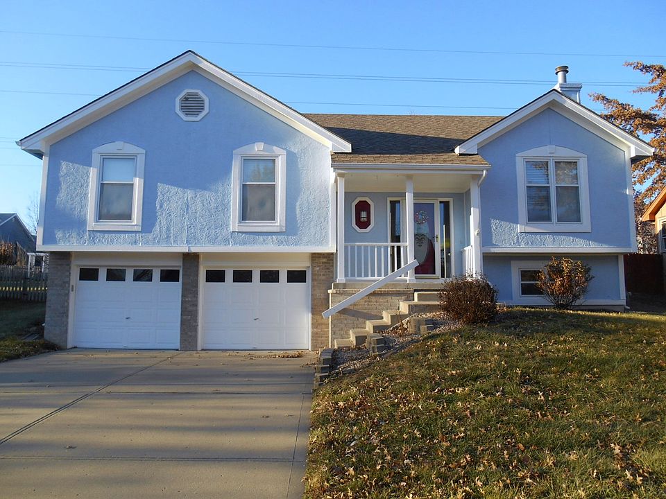 1st image of 1728 Welleslay Ln