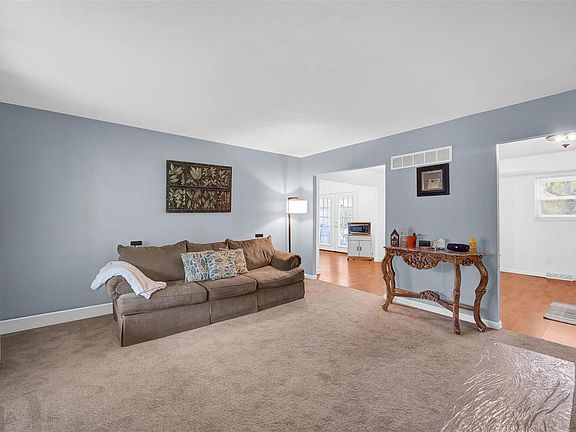 4th image of 8919 Sumter Dr