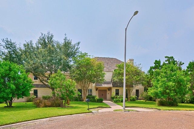 1st image of 1406 Grovewood Ave