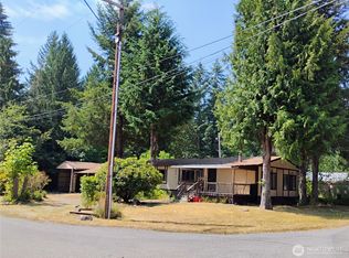 100 Heather Pl, Packwood, WA 98361