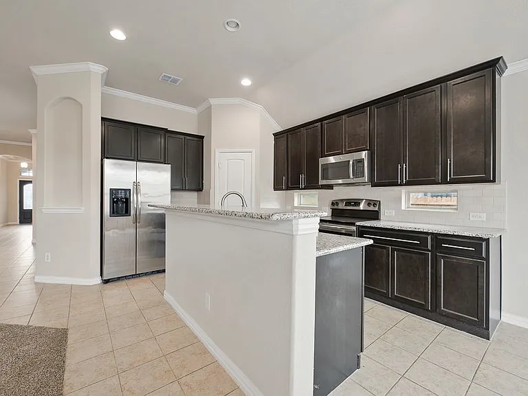 16629 Amistad Ave — Photo 6