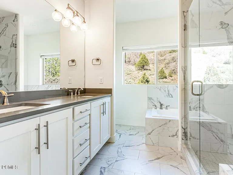 3359 Quarry Springs Dr — Photo 23