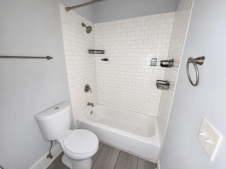 1722 West 21st Street — Photo 15