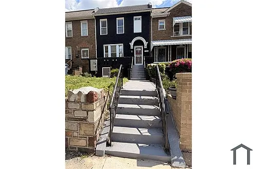 1711 2nd St NE Photo 1