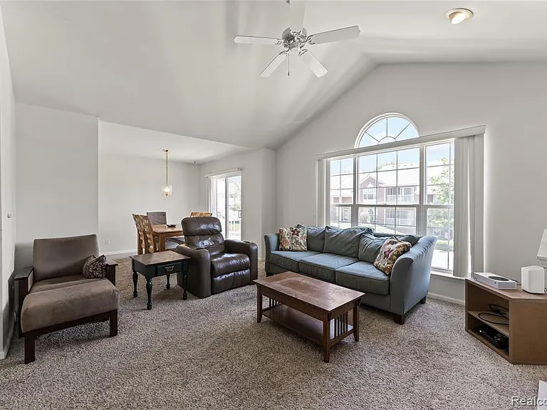 1861 Flagstone Cir — Photo 5