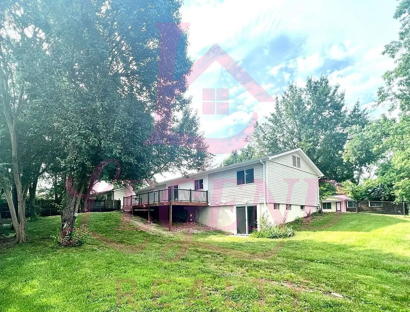 Beautifully Renovated Home on Corner Lot with Finished Walk-Out Basement — Photo 3