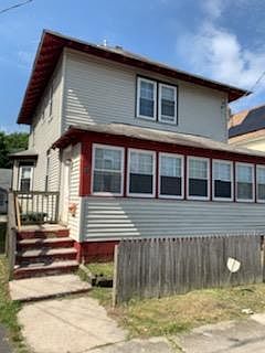 1st image of 31 W Pleasant Ave