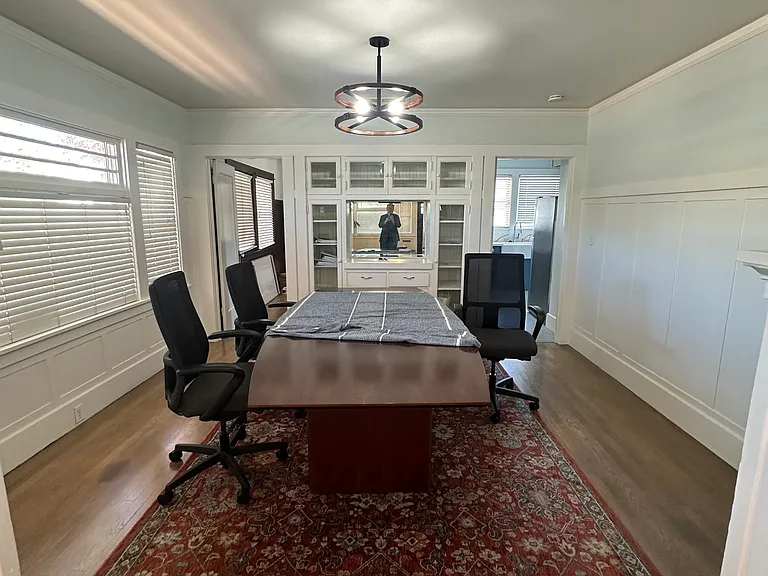 940 Santa Rosa St — Photo 11