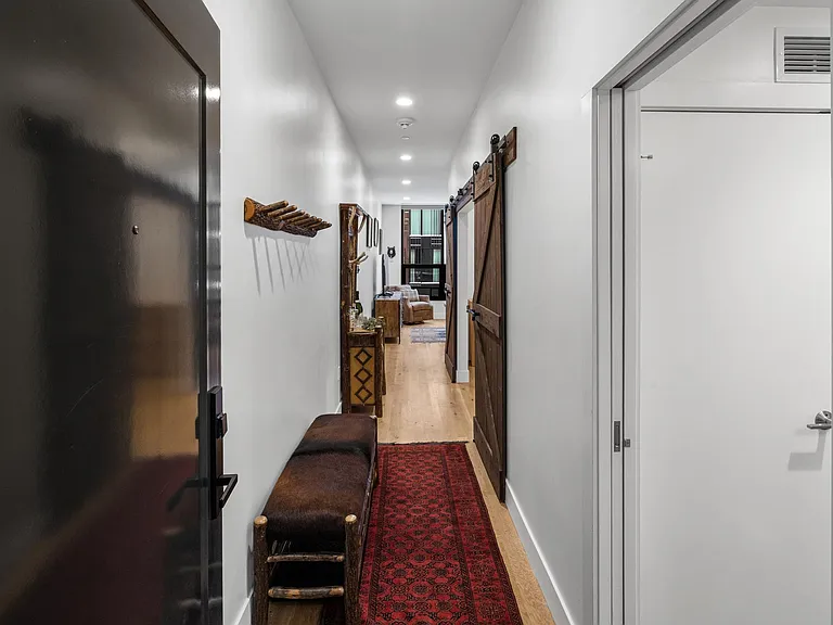 5 W Mendenhall St #309 — Photo 5