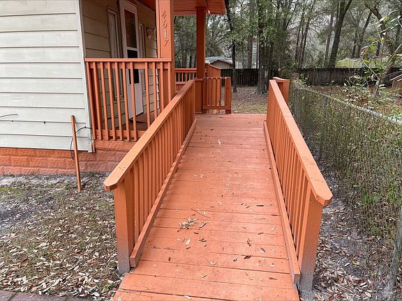 3rd image of 4617 W Bellarose St