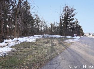 322 Hartford Ave SW, Grand Rapids, MI 49534