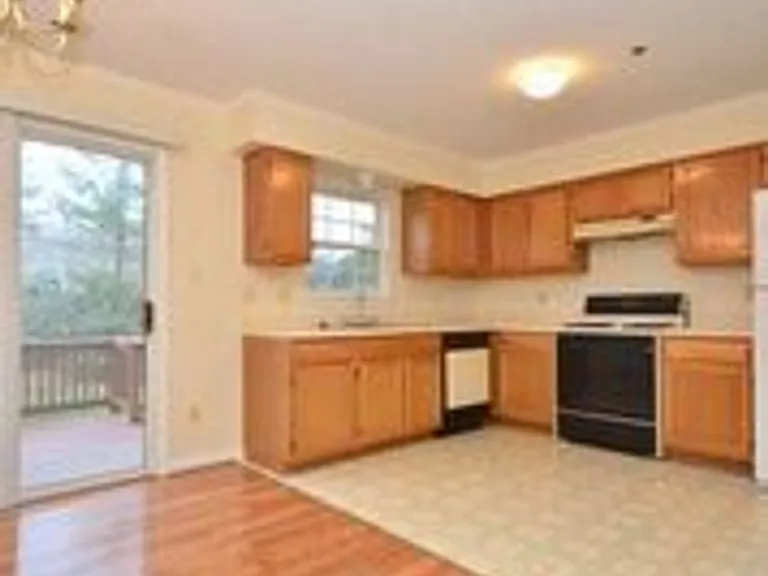 123 Hunter Ct — Photo 9