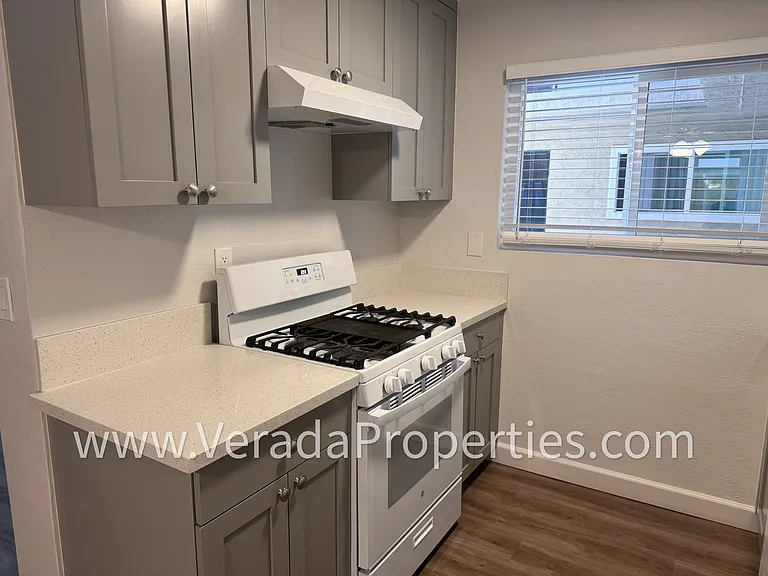 3744 Marlborough Ave #5 — Photo 1