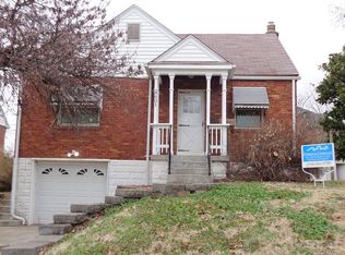 8601 Charlton Ln, Saint Louis, MO