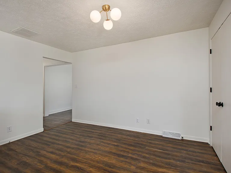 2751 S Wallis Smith Blvd — Photo 14