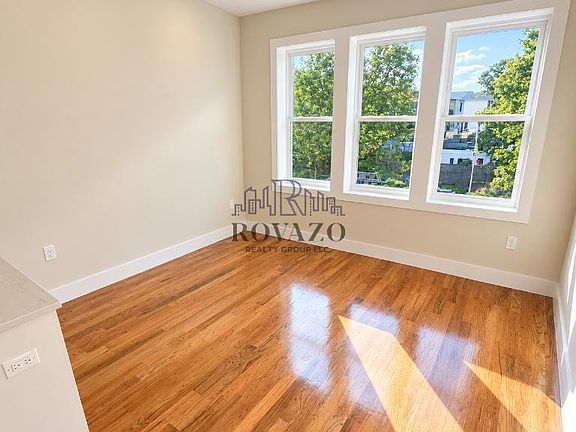 5th image of 792 Broadway #203