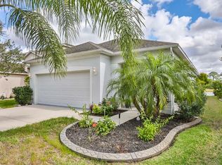 812 College Chase Dr, Ruskin, FL 33570