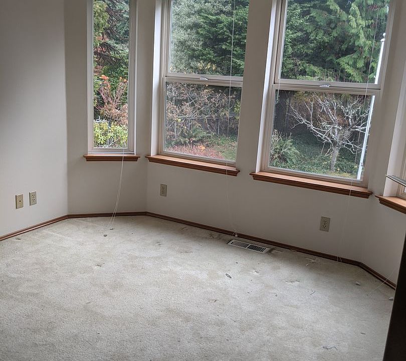 1st image of 33987 Hood Canal Dr NE