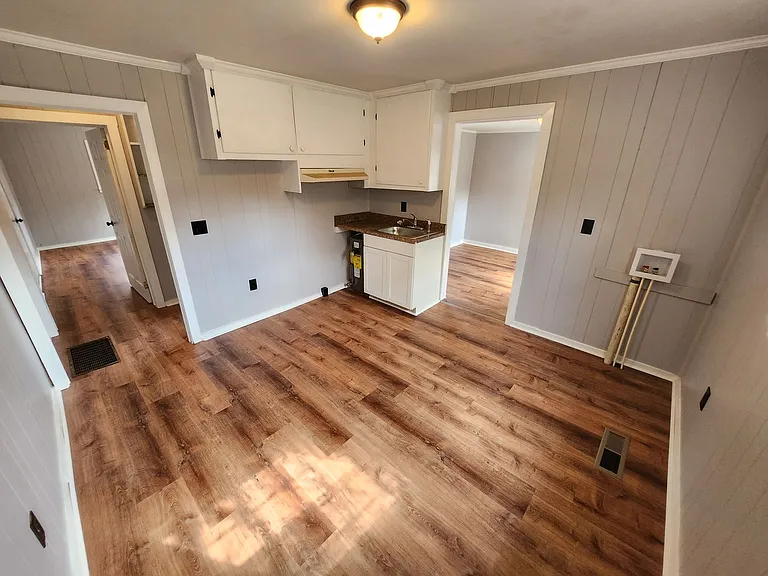 803 Woodard St — Photo 16