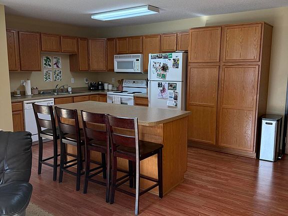 4th image of 3531 13th Ave N APT 303