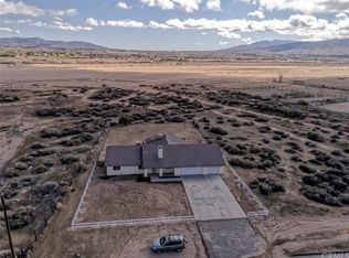 11165 Choiceana St, Hesperia, CA 92345