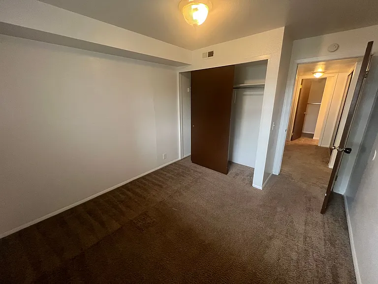 4693 S Brookwillow Cv #B — Photo 17