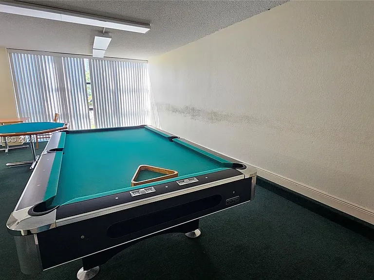 800 Parkview Dr #912 — Photo 26