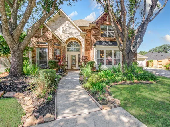 11 Saint Thomas Ct, Houston, TX 77070