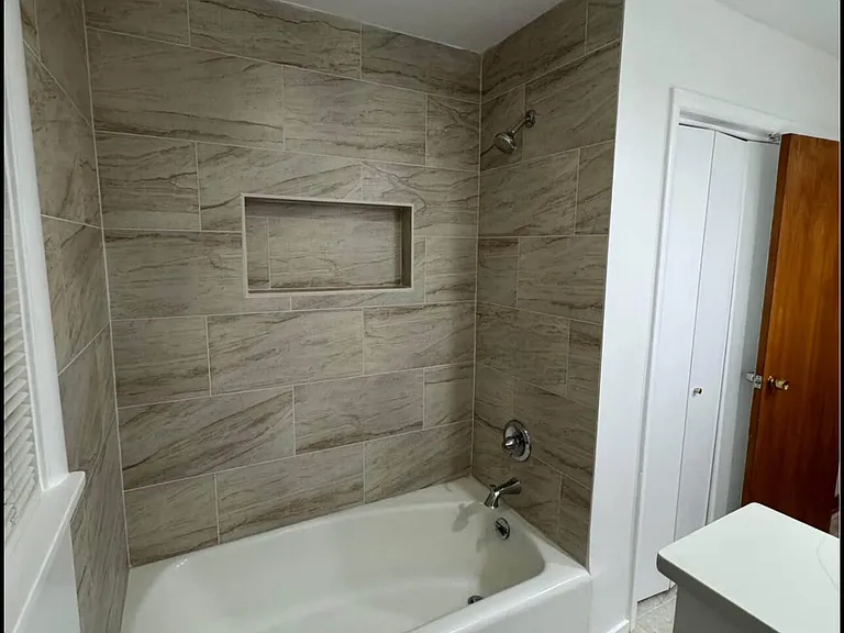 4916 Oak Park Dr — Photo 9