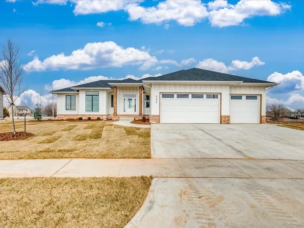 9634 W Cedar Ln, Maize, KS 67101