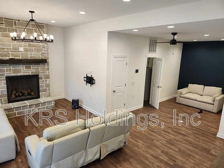 4517 Wiltshire St — Photo 26