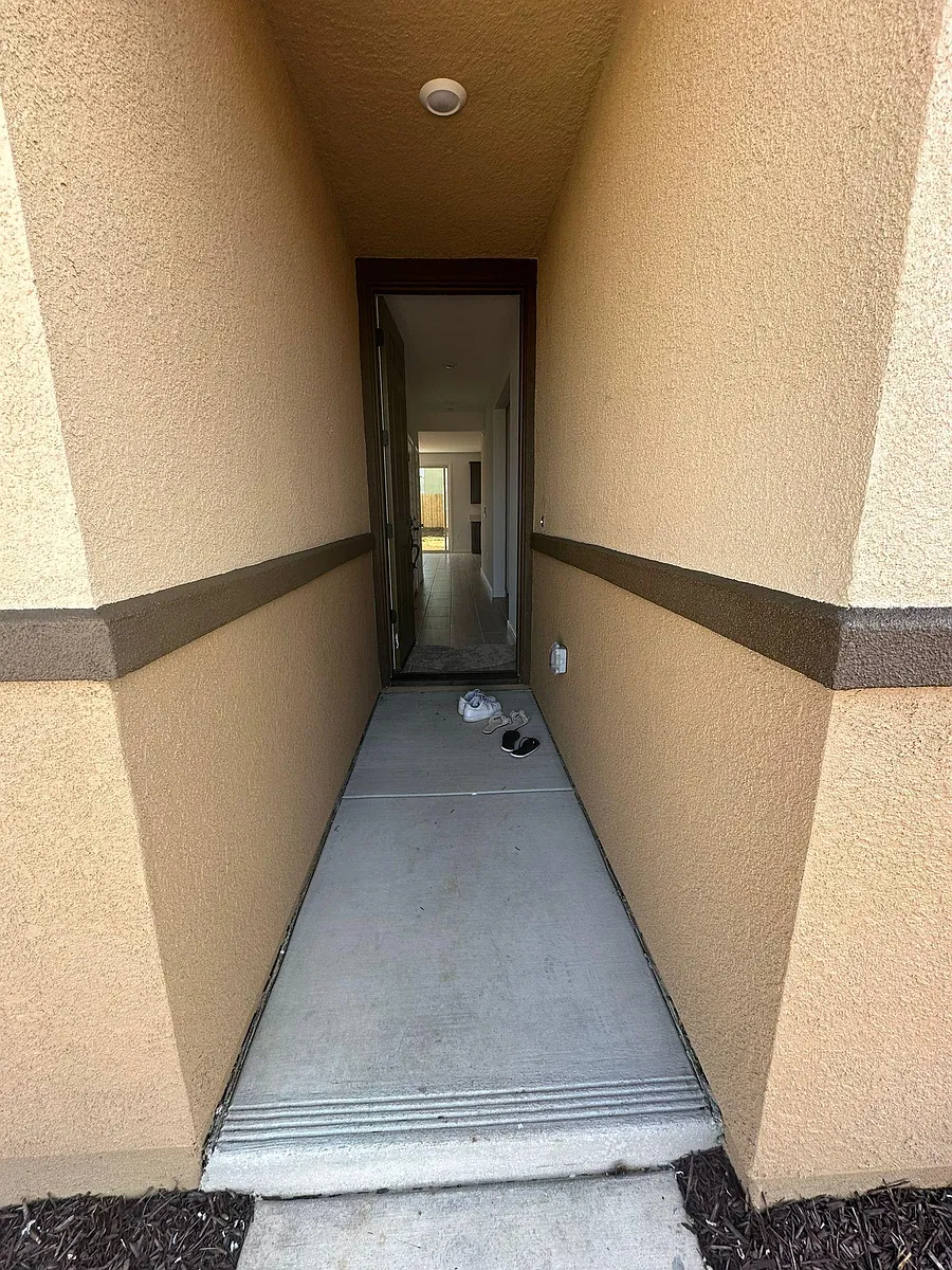 Building Photo - 12538 Surfbird Way
