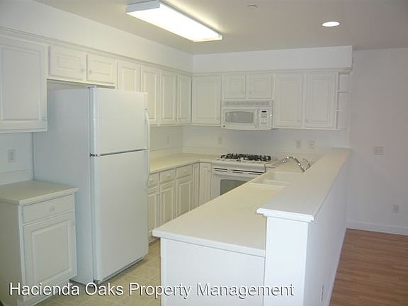 5th image of 114 Park Ave