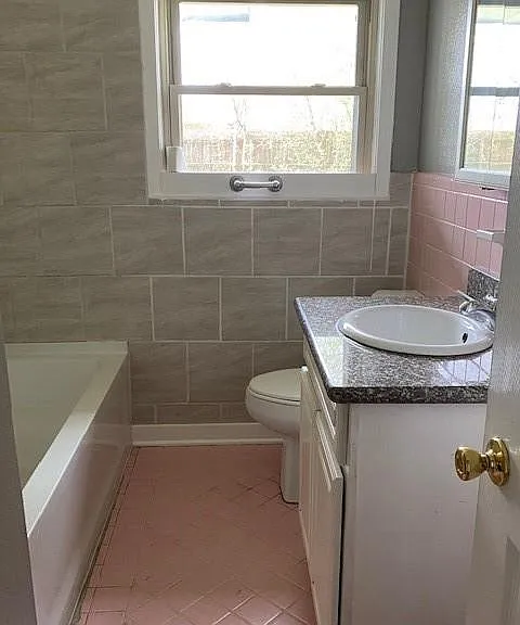 238 Sycamore Dr — Photo 13
