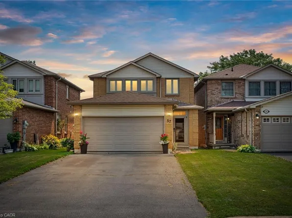 57 Grindstone Way, Hamilton, ON L9H 7B5
