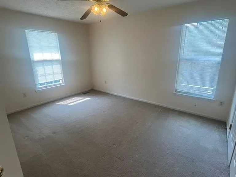 2306 Alava Ct — Photo 28