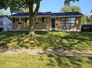 1817 Ivy Ln, Aurora, IL 60506