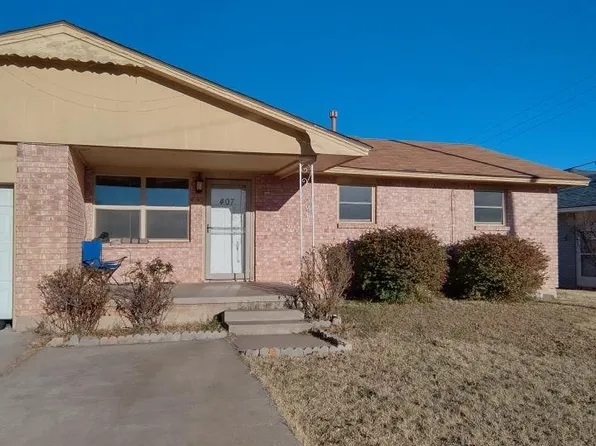 407 NW Compass Dr, Lawton, OK 73505
