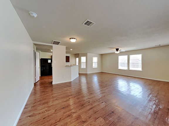 4th image of 18727 N Lyford Dr