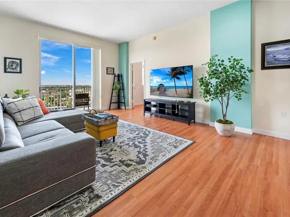140 S Dixie Hwy APT 1035, Hollywood, FL 33020