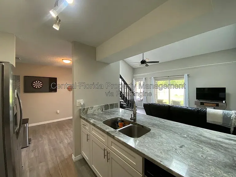 2709 Hunt Club Ln #1 — Photo 6