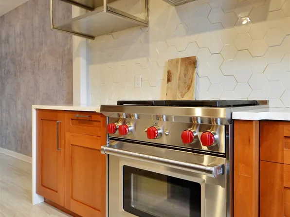 19 West 32nd Street image 15 of 26