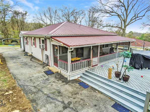 460 Port Oliver Cir, Scottsville, KY 42164