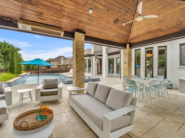 212 Saint Tropez Dr, Southlake, TX 76092