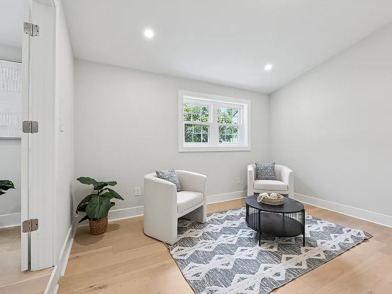 3 Wilmer Ave — Photo 27