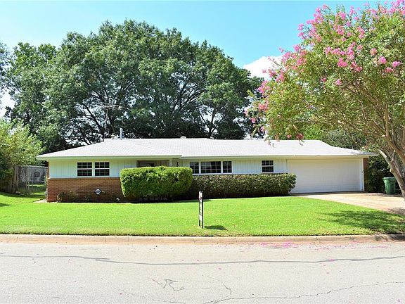 2nd image of 7004 Marilyn Ln